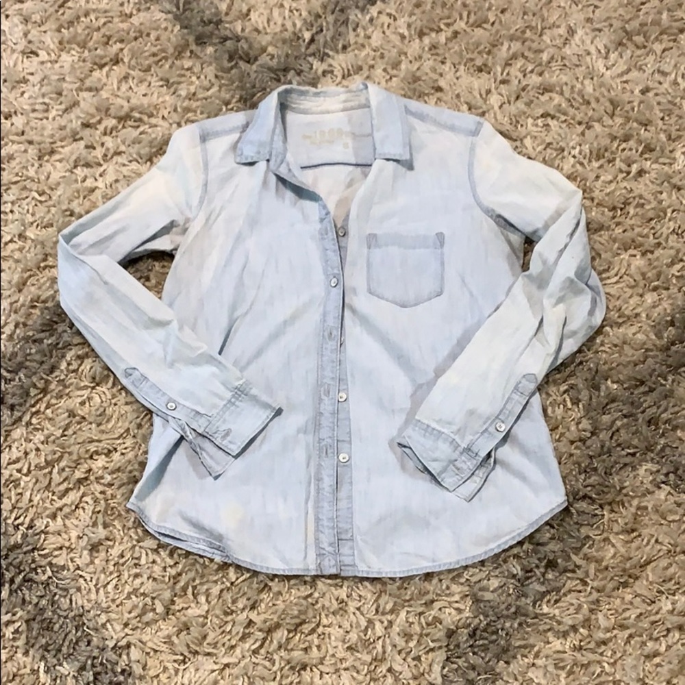GAP DEMIN BUTTON UP BLOUSE
